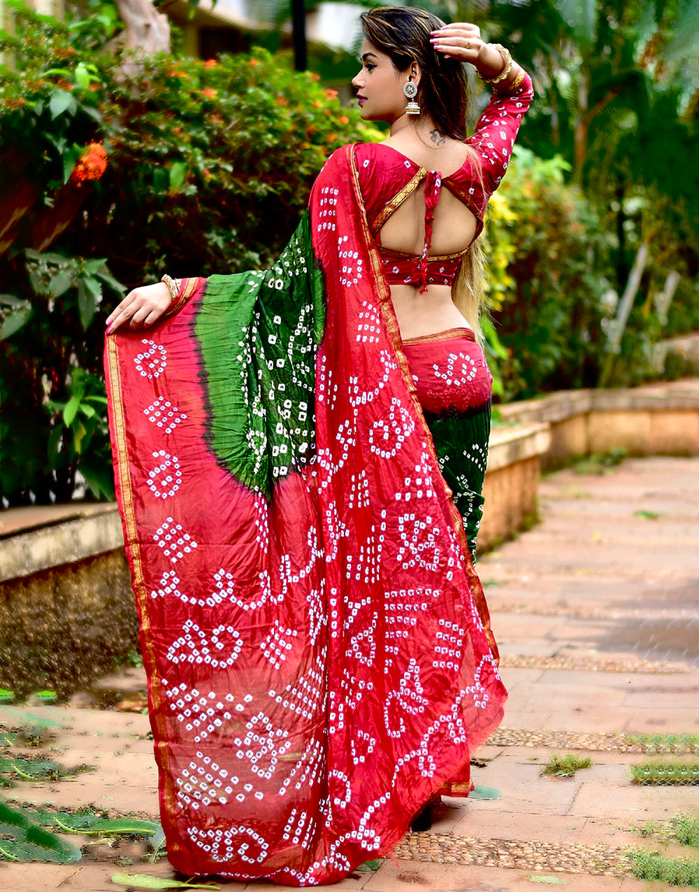 Green & Red Hand Bandhej Bandhani Saree With Printed