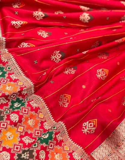 Hot Red Banarasi Silk Saree With Weaving Work