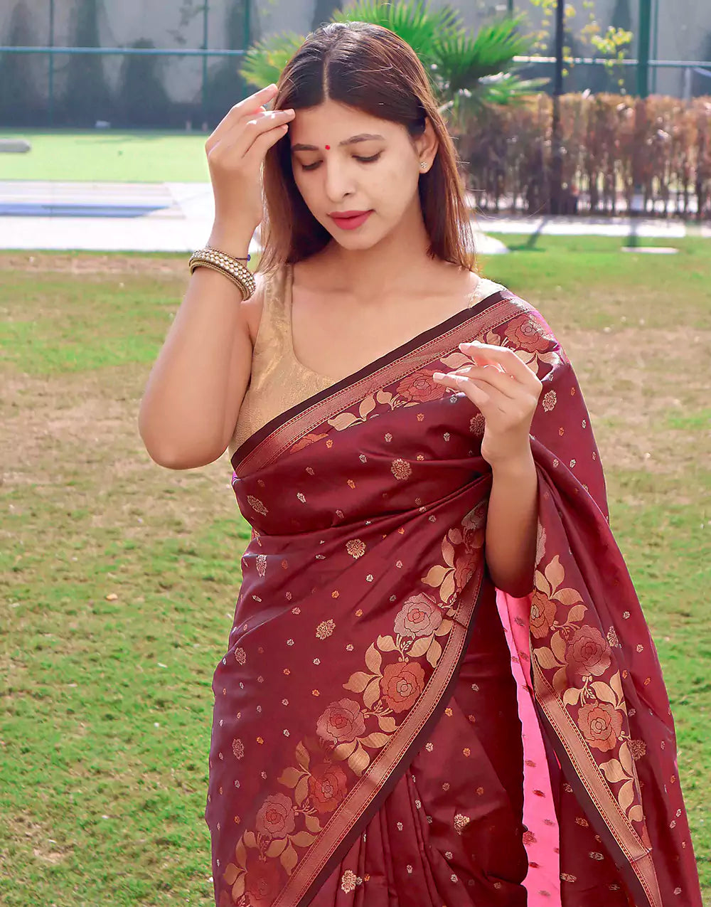Maroon Soft Silk Saree With Zari Weaving – Sareewave