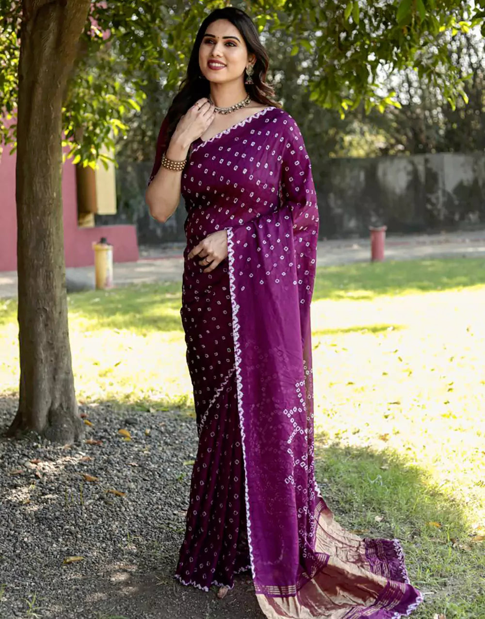 Purple Bandhej Silk Saree With Zari Weaving