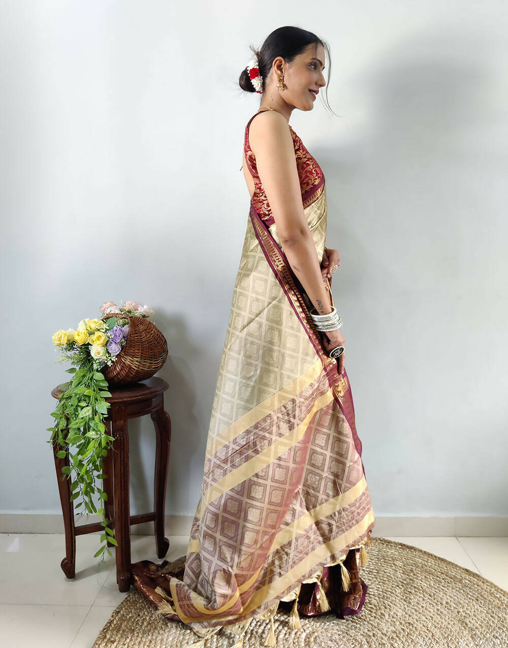 1 Min In Ready To Wear Beige Pure Aura Cotton  Saree With Jacquard Blouse Piece